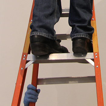 http://callahanartandassociates.com/sites/callahanartandassociates.com/assets/images/install_detail/installDETAIL7.jpg