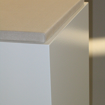 http://callahanartandassociates.com/sites/callahanartandassociates.com/assets/images/pedestal_detail/pedestalDETAIL8.jpg